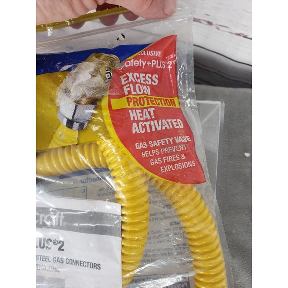 BrassCraft 48-in 1/2-in FIP Inlet x 5/8-in OD Outlet Stainless Steel Gas Connect - Picture 9 of 11